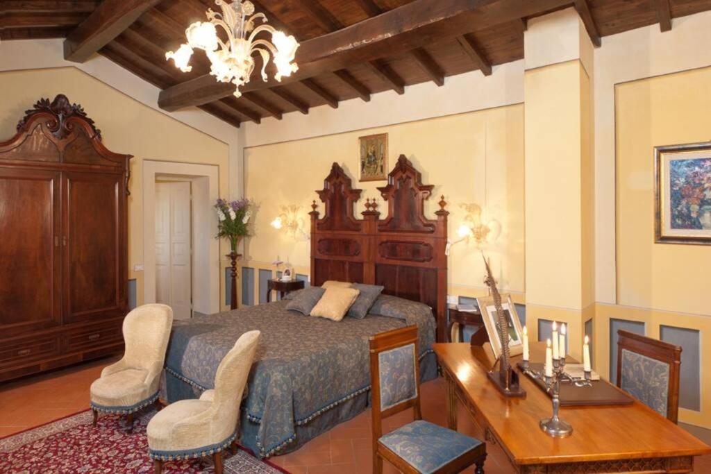 Villa Liz Tuscany, Private Pool, Hot Tub, Property Fenced, Pets Allowed Poppi Eksteriør billede