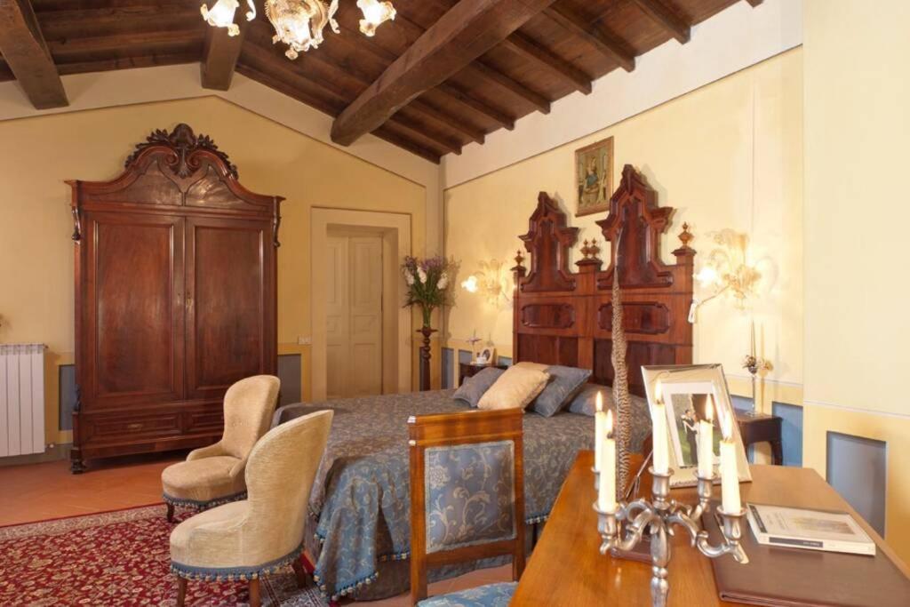 Villa Liz Tuscany, Private Pool, Hot Tub, Property Fenced, Pets Allowed Poppi Eksteriør billede