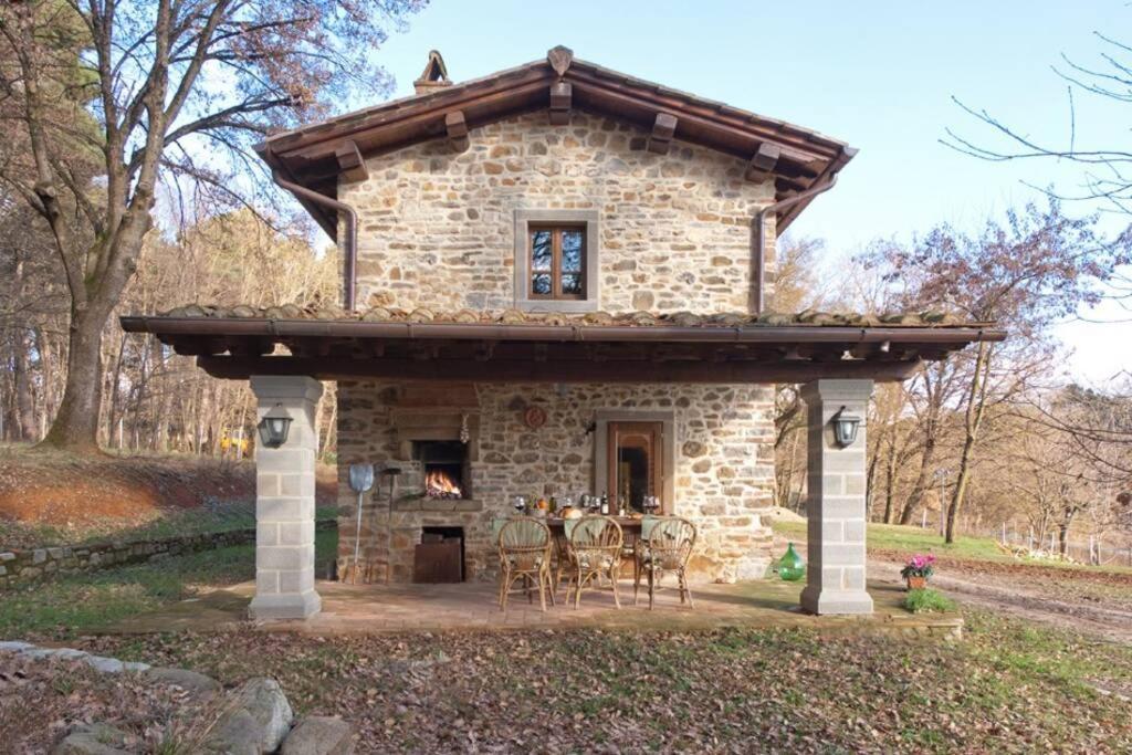 Villa Liz Tuscany, Private Pool, Hot Tub, Property Fenced, Pets Allowed Poppi Eksteriør billede