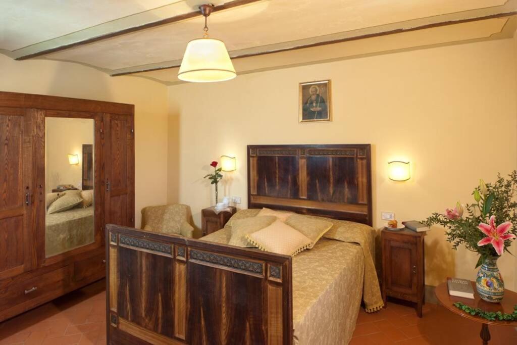 Villa Liz Tuscany, Private Pool, Hot Tub, Property Fenced, Pets Allowed Poppi Eksteriør billede