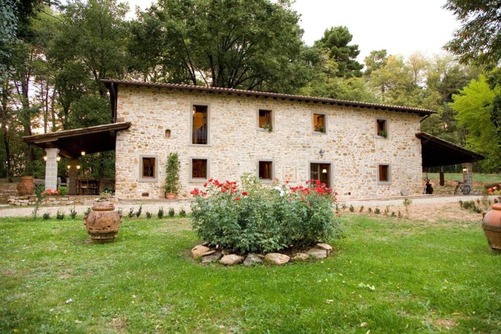 Villa Liz Tuscany, Private Pool, Hot Tub, Property Fenced, Pets Allowed Poppi Eksteriør billede